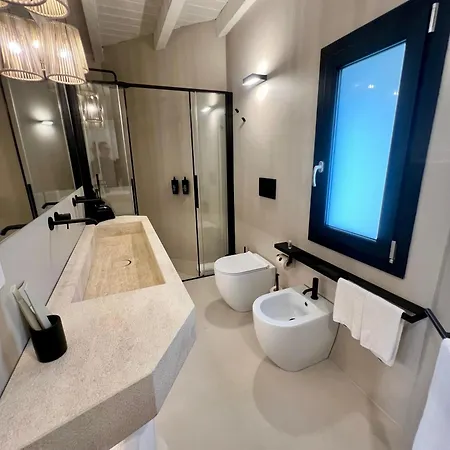 Naim Boutique Hotel
