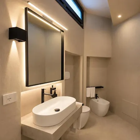 Naim Boutique Hotel