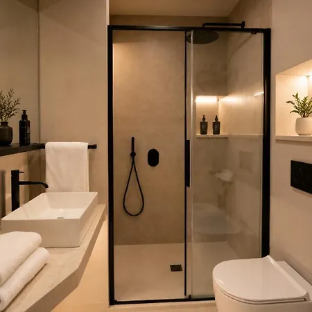 Naim Boutique Hotell *