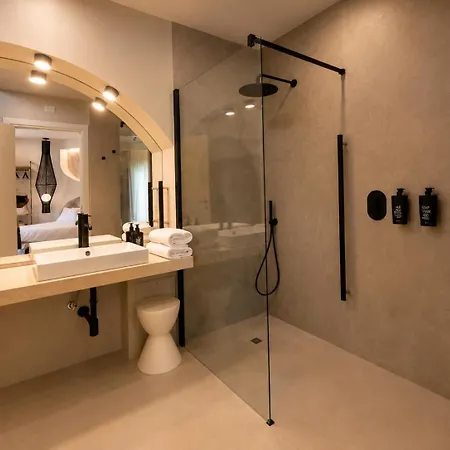 Naim Boutique Costa Rei